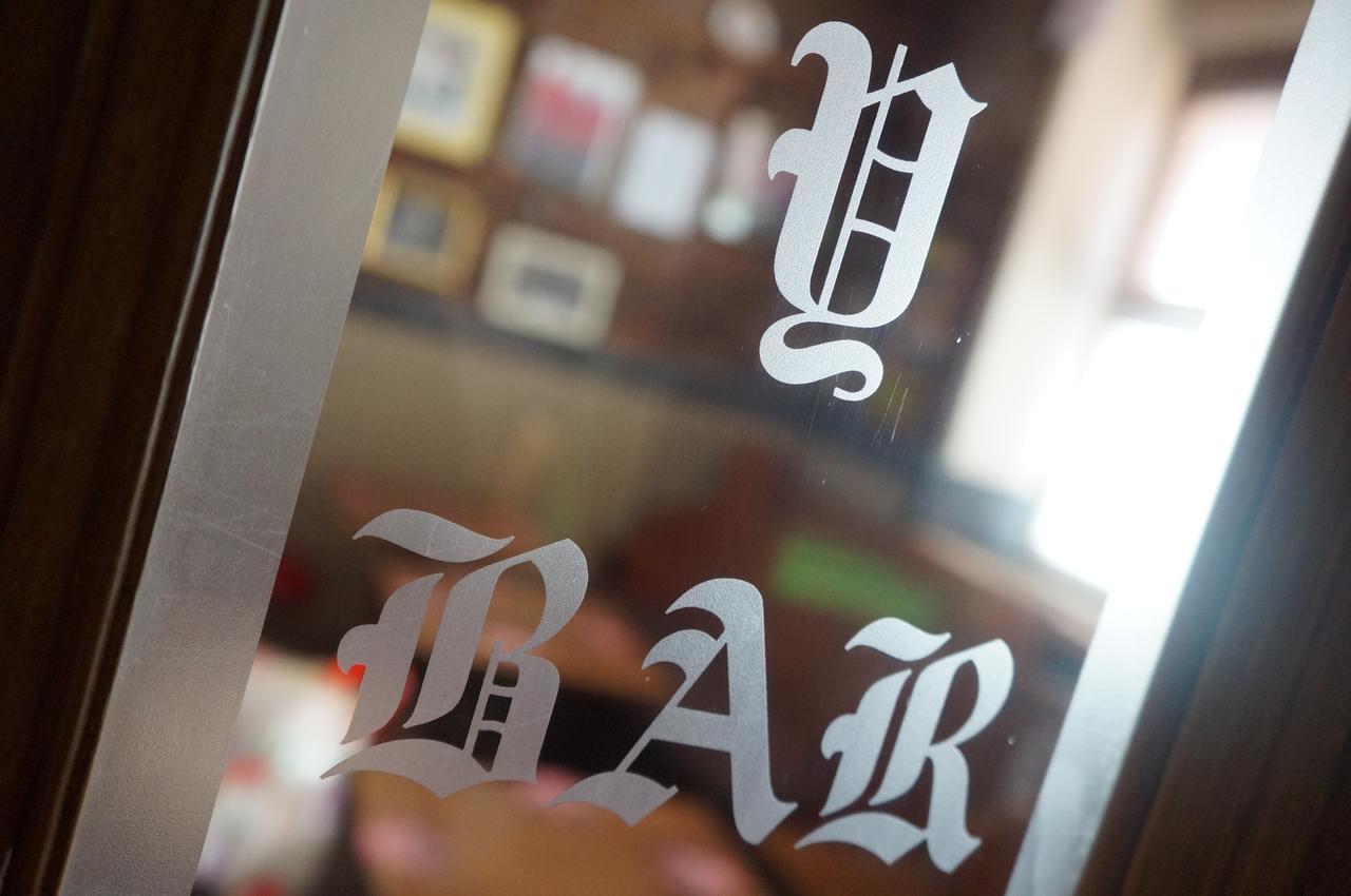 Kings Head Hotel Capel Hendre Bagian luar foto